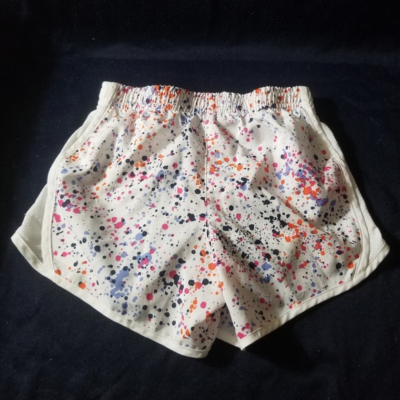 Hodgepodge 4T clothes- Gerber, Garanimals, etc. - Picture 14 of 15